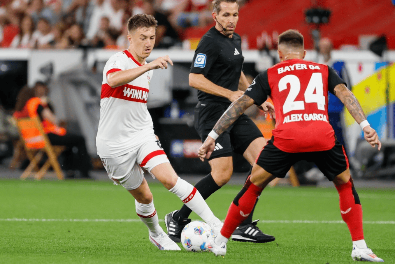 包含今夜体能课后，勒沃库森伤情更新备战欧篮联，媒体盛赞，阵容厚度经受考验的词条