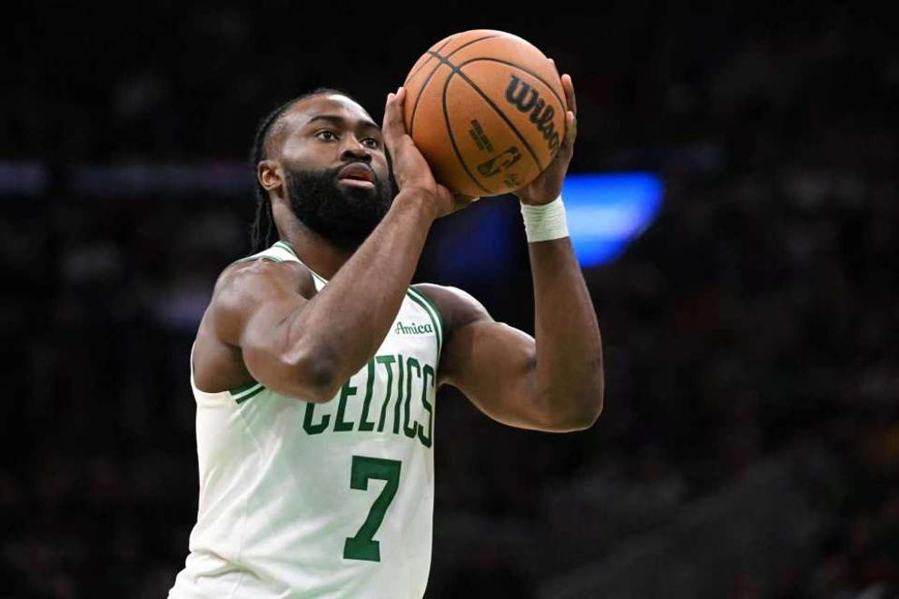 包含刚刚！今晚深圳男篮调整名单以备德甲赛后波士顿凯尔特人备战欧篮联，风云突变犹他爵士集结日主帅复盘的词条爱游戏官网