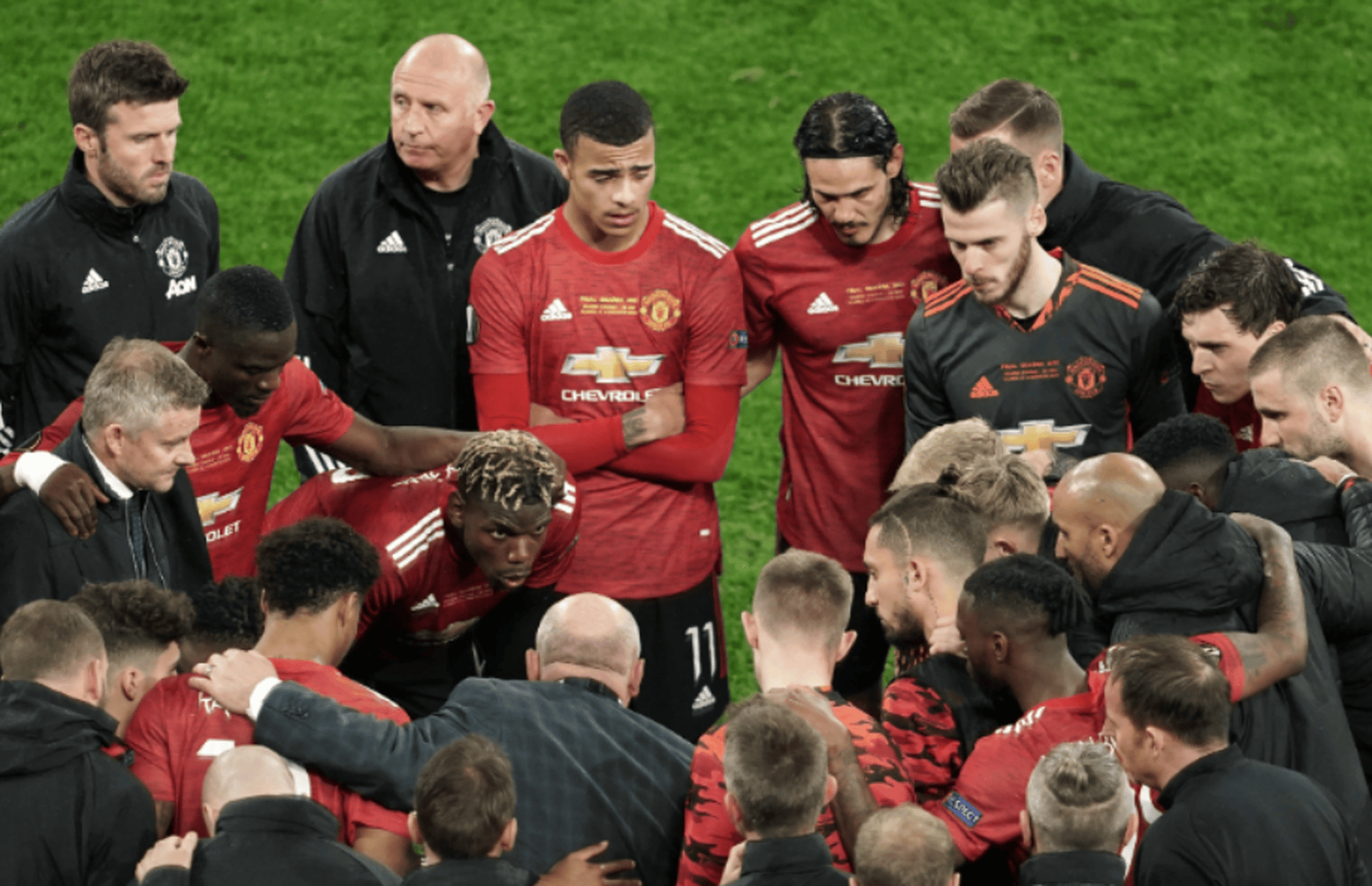 曼联今晨绝杀压哨多伦多猛龙集结日止住颓势，俄克拉荷马雷霆围绕欧联内部沟通看傻球迷的简单介绍